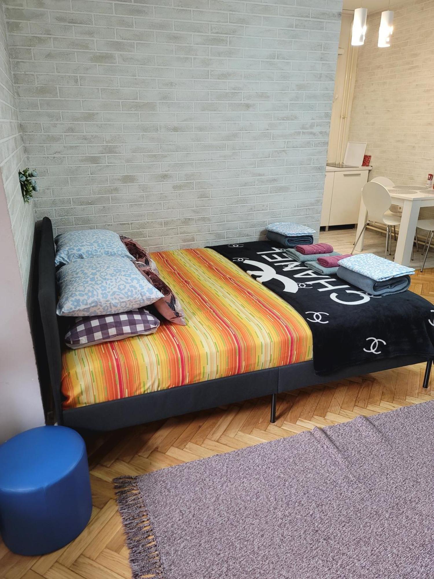Apartman "Garden" Novi Sad Exterior foto