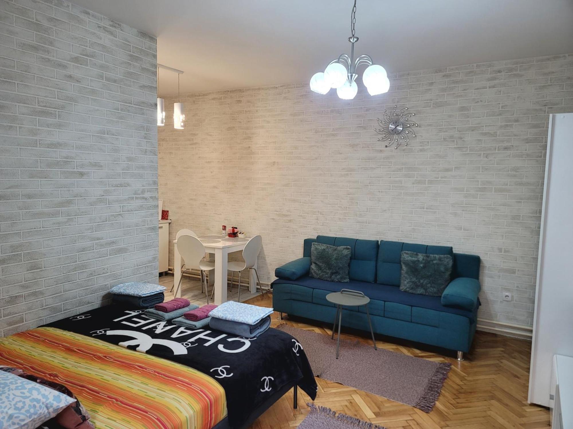 Apartman "Garden" Novi Sad Exterior foto