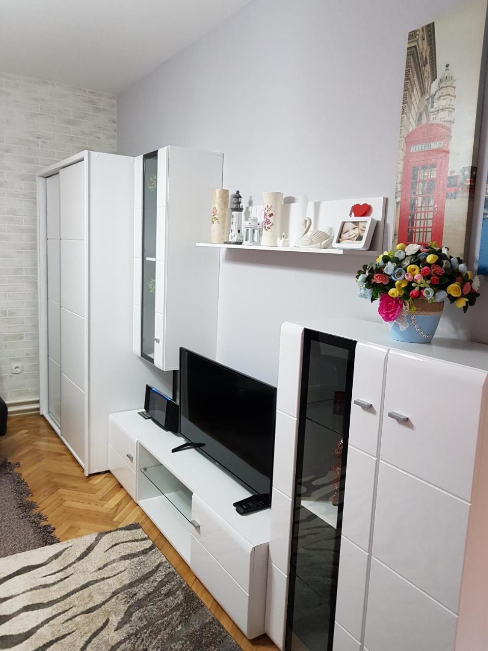 Apartman "Garden" Novi Sad Exterior foto
